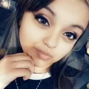 Meet your Posher, Adriana